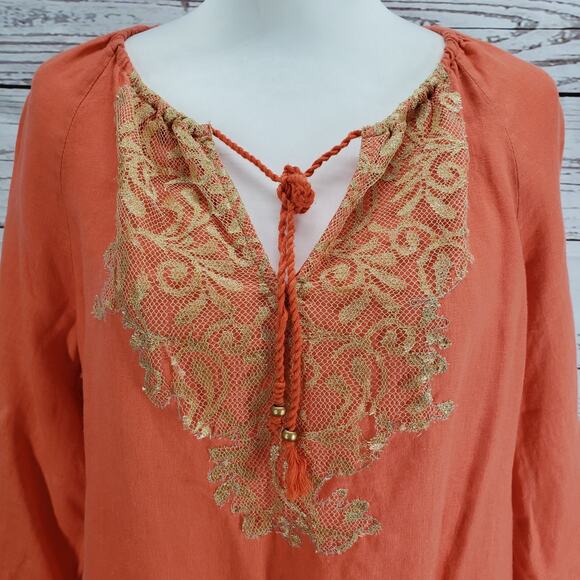 Chico's 100%Linen V-Neck Gold Lace Front Detail 3/4 Sleeve Top Size 1 - Picture 4 of 15